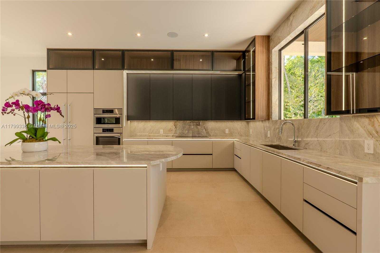 Small Image of 4231 SOUTH WEST 10TH ST, Miami Number 10