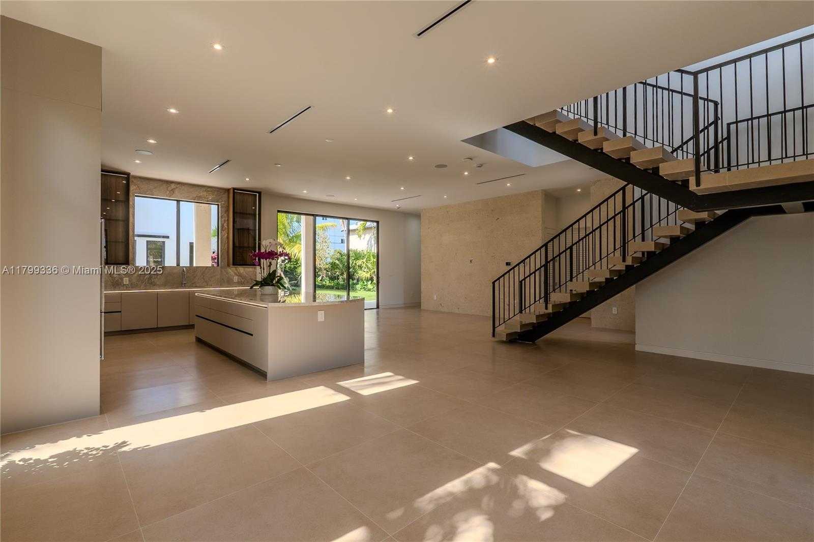 Small Image of 4231 SOUTH WEST 10TH ST, Miami Number 12