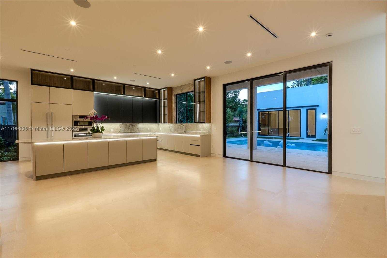 Small Image of 4231 SOUTH WEST 10TH ST, Miami Number 8