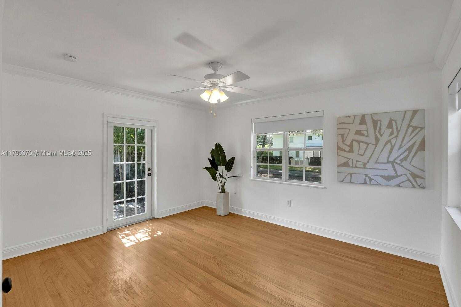 Small Image of 743 SANTANDER AVE, Coral Gables Number 15