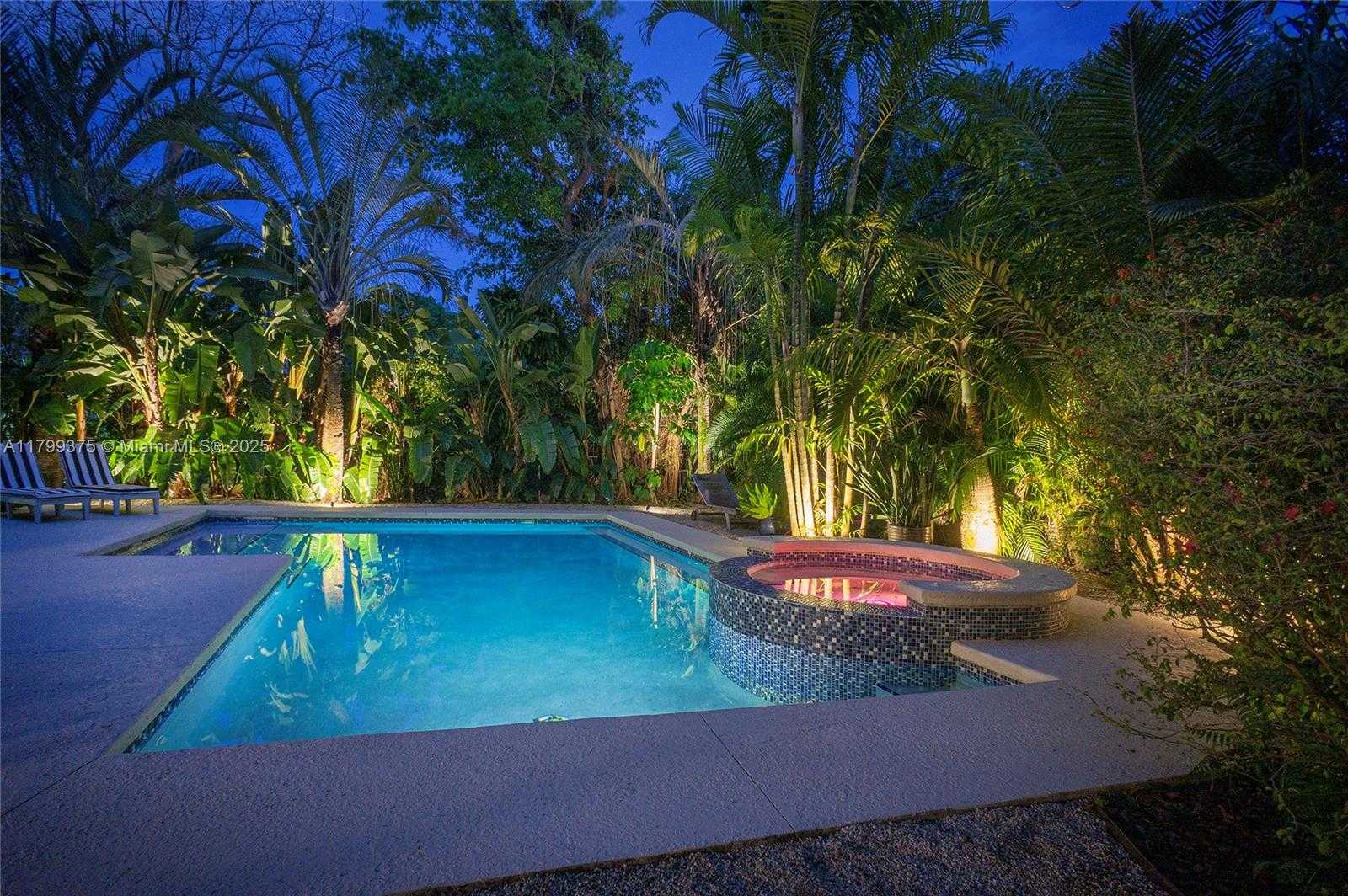 Small Image of 246 NORTH EAST 92ND ST, Miami Shores Number 26