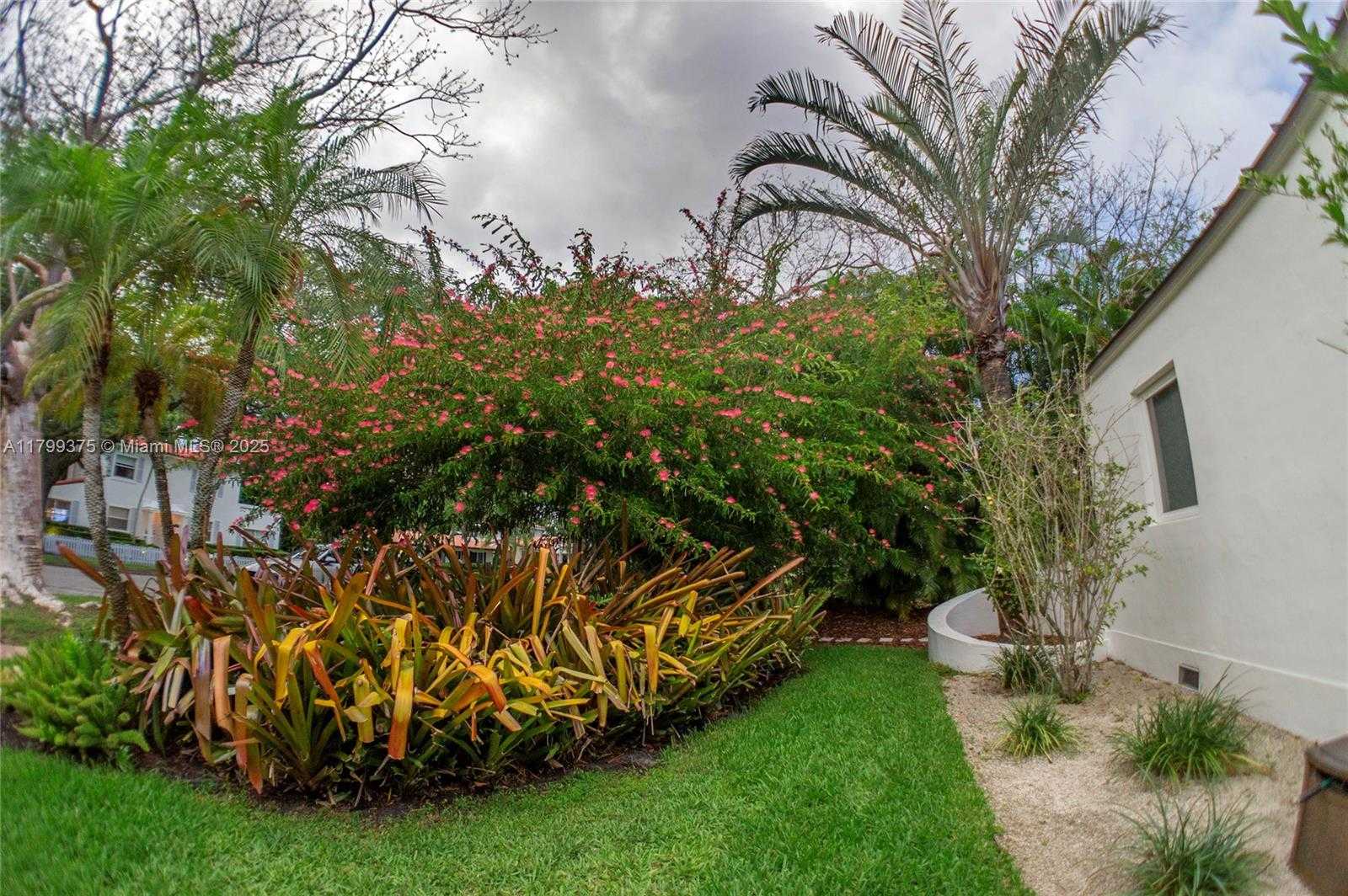 Small Image of 246 NORTH EAST 92ND ST, Miami Shores Number 30
