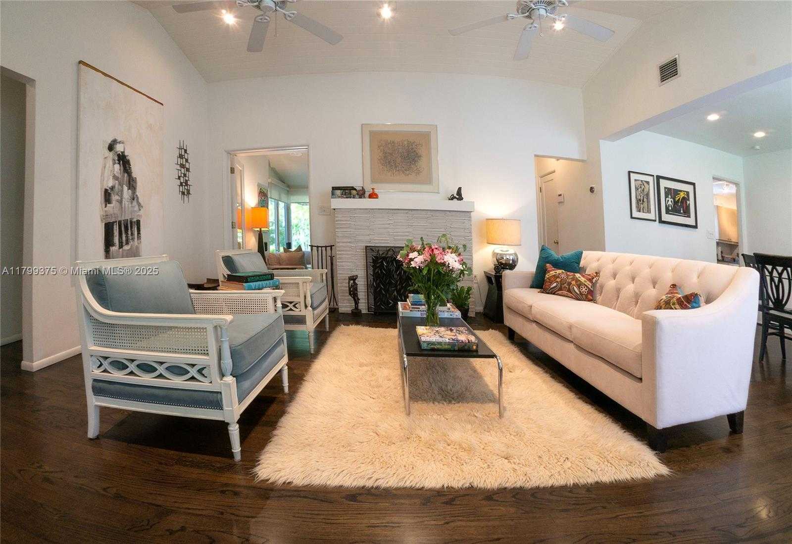 Small Image of 246 NORTH EAST 92ND ST, Miami Shores Number 5