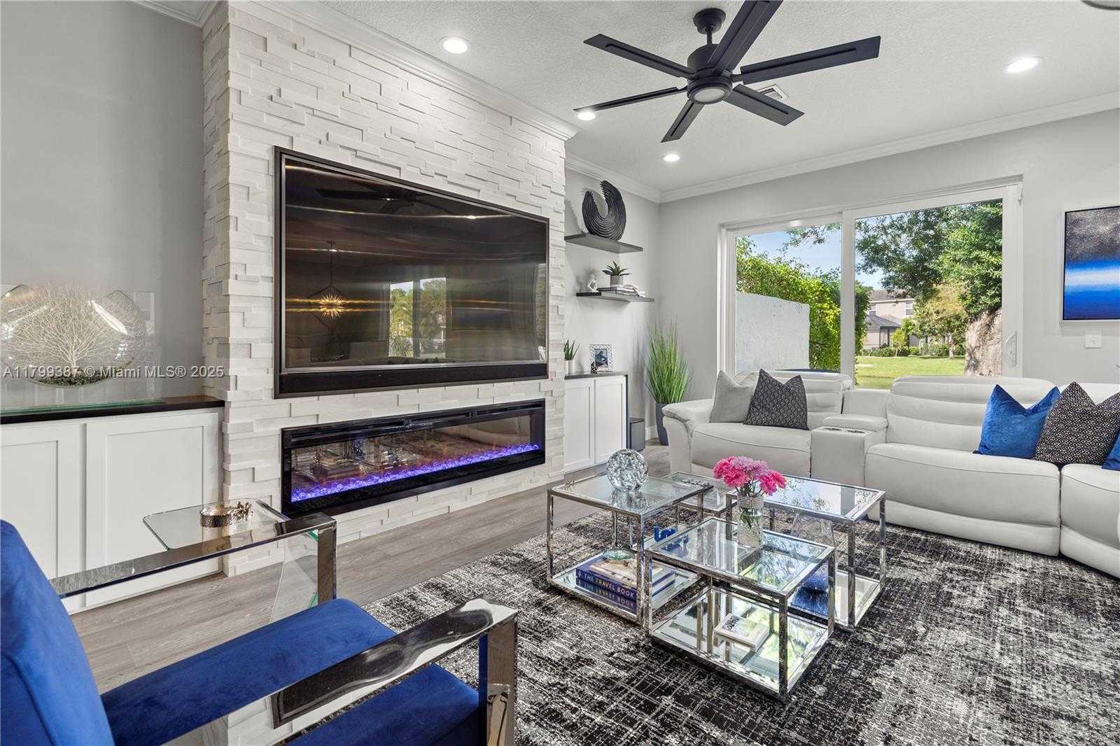 Small Image of 5854 EAGLE CAY CIR, Coconut Creek Number 15