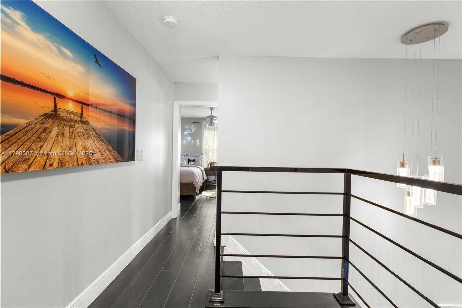 Small Image of 5854 EAGLE CAY CIR, Coconut Creek Number 39