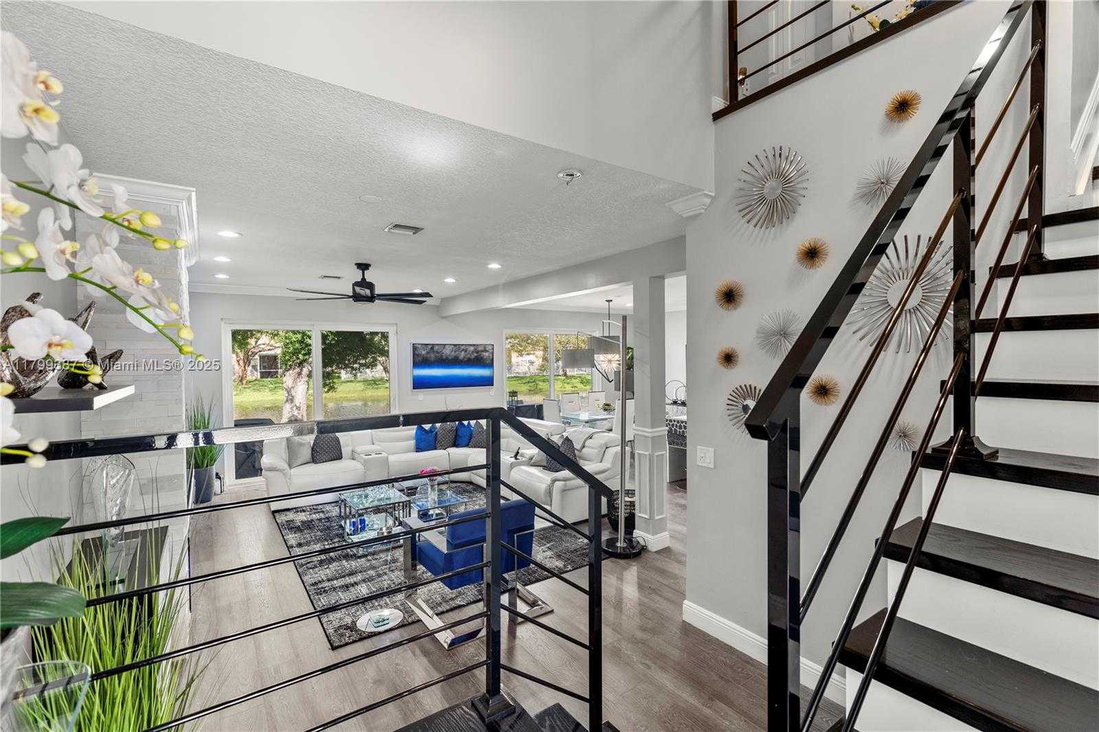 Small Image of 5854 EAGLE CAY CIR, Coconut Creek Number 4