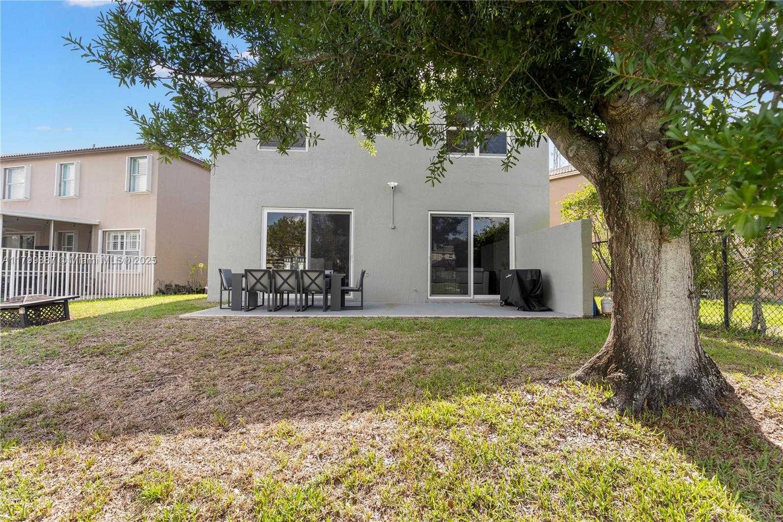 Small Image of 5854 EAGLE CAY CIR, Coconut Creek Number 49