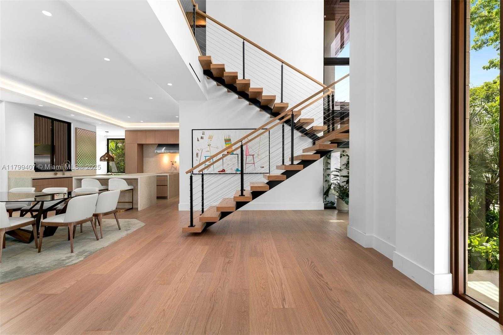 Small Image of 2323 SOUTH WEST 2ND AVE, Miami Number 37