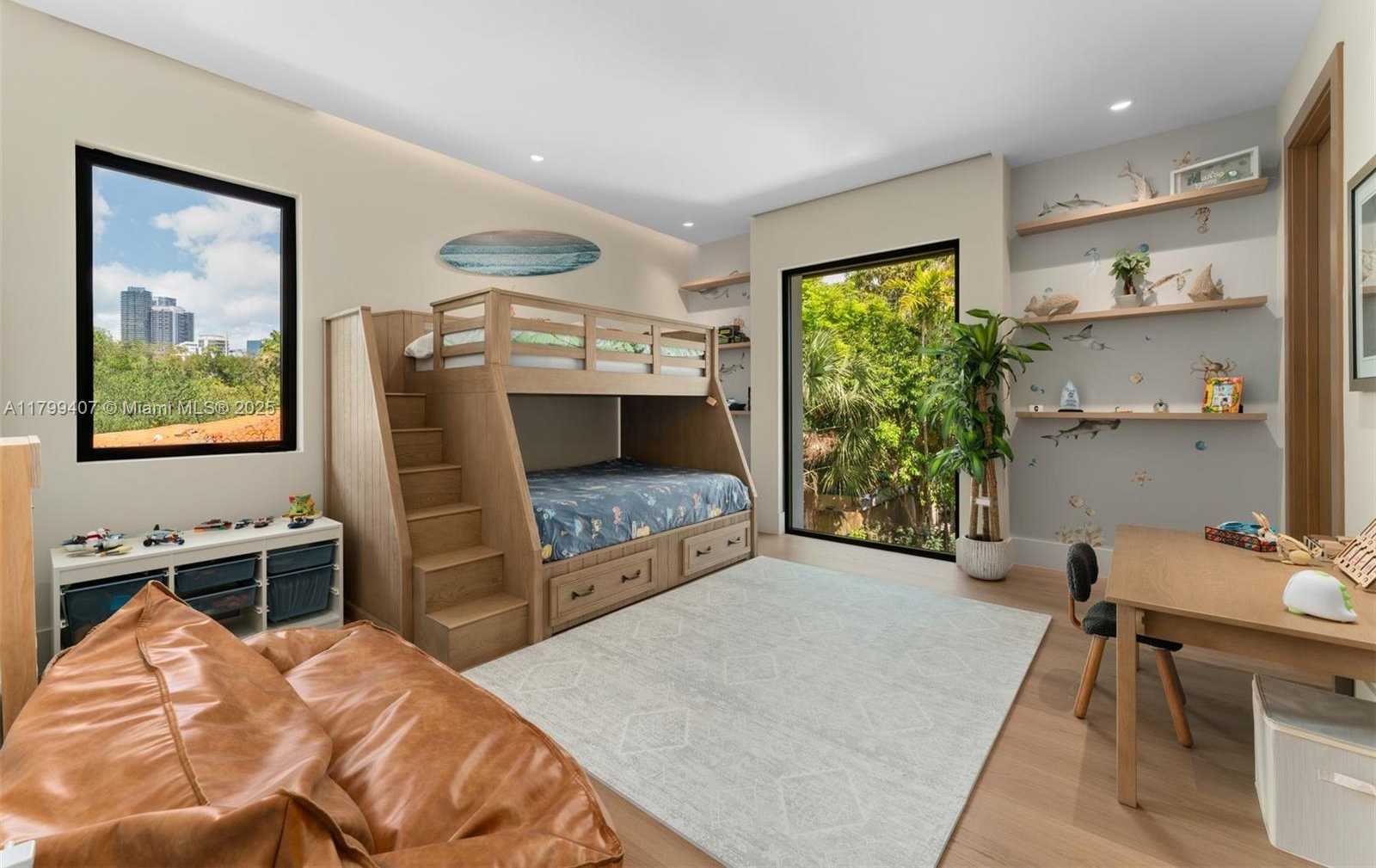 Small Image of 2323 SOUTH WEST 2ND AVE, Miami Number 43