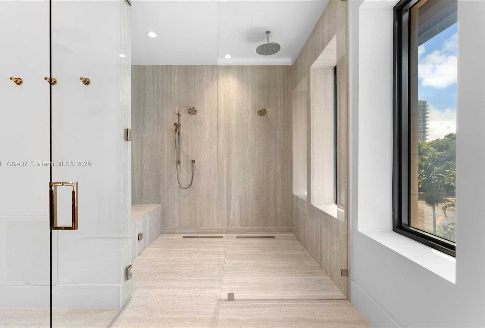 Small Image of 2323 SOUTH WEST 2ND AVE, Miami Number 48