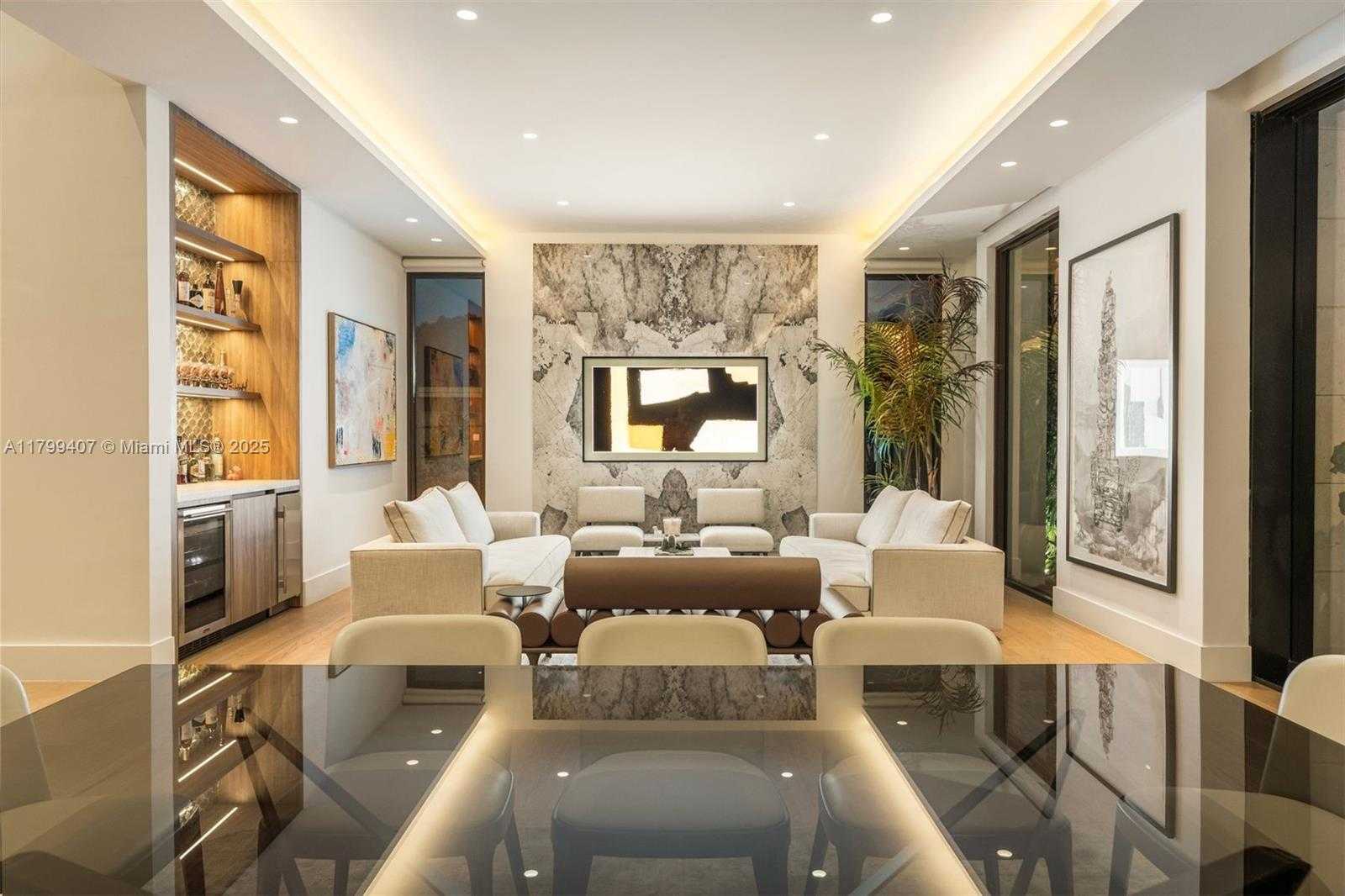 Small Image of 2323 SOUTH WEST 2ND AVE, Miami Number 67