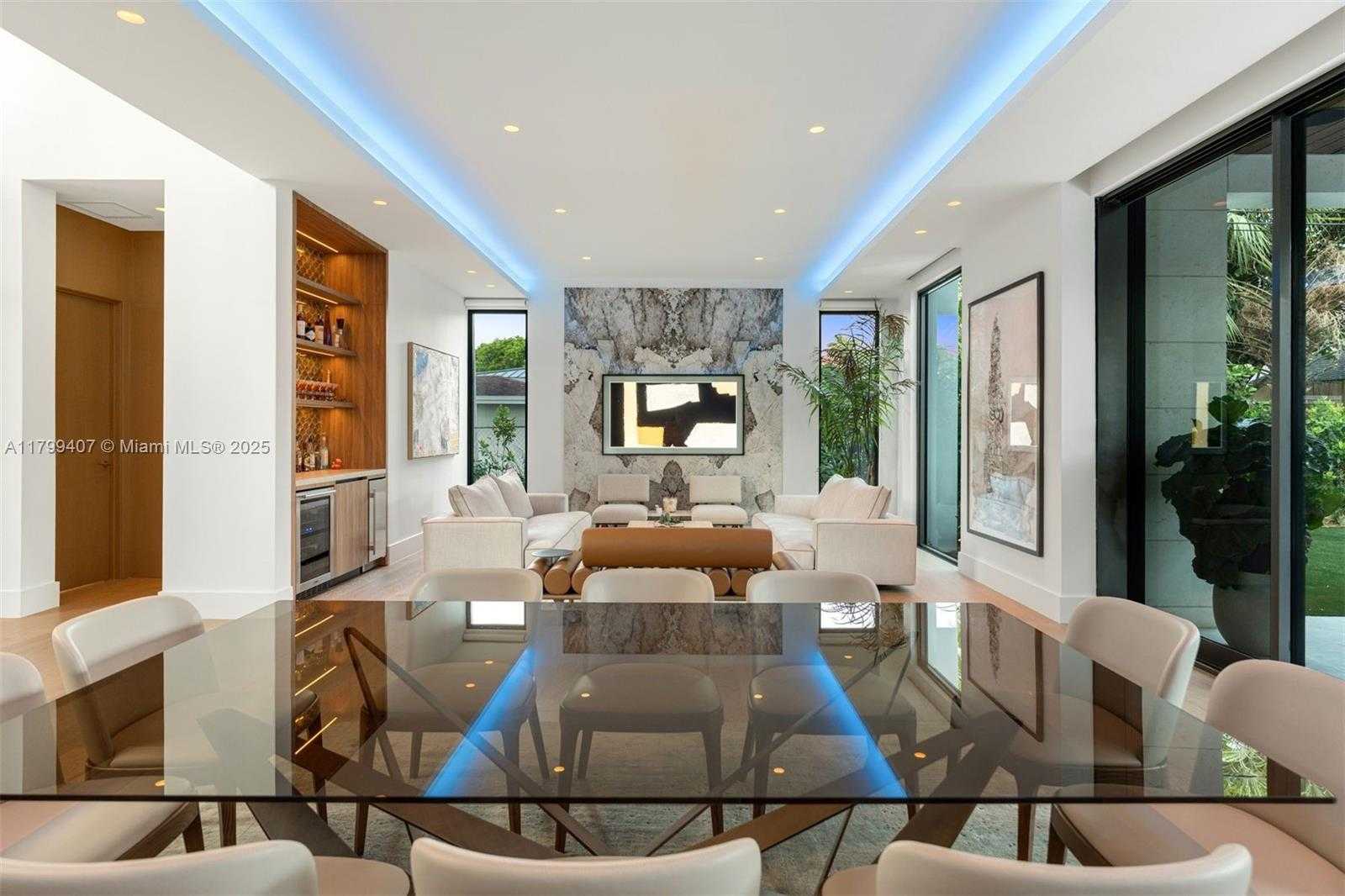 Small Image of 2323 SOUTH WEST 2ND AVE, Miami Number 69