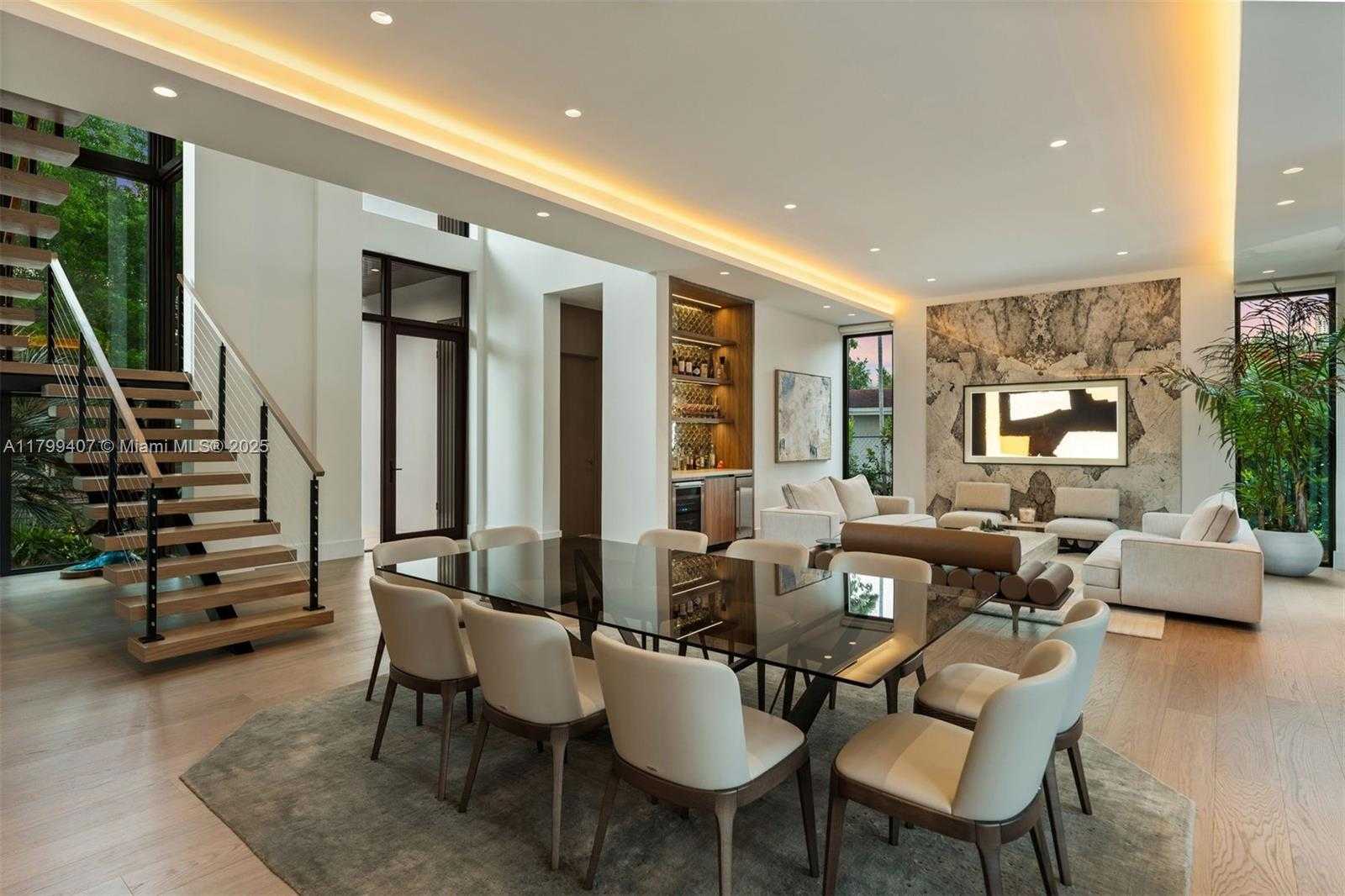 Small Image of 2323 SOUTH WEST 2ND AVE, Miami Number 70