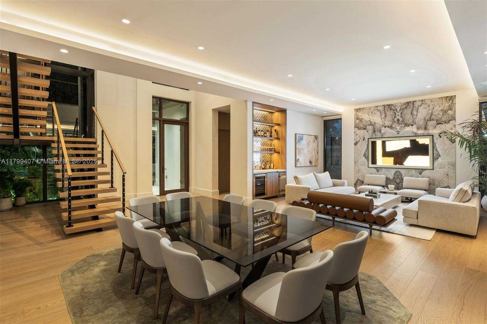 Small Image of 2323 SOUTH WEST 2ND AVE, Miami Number 72