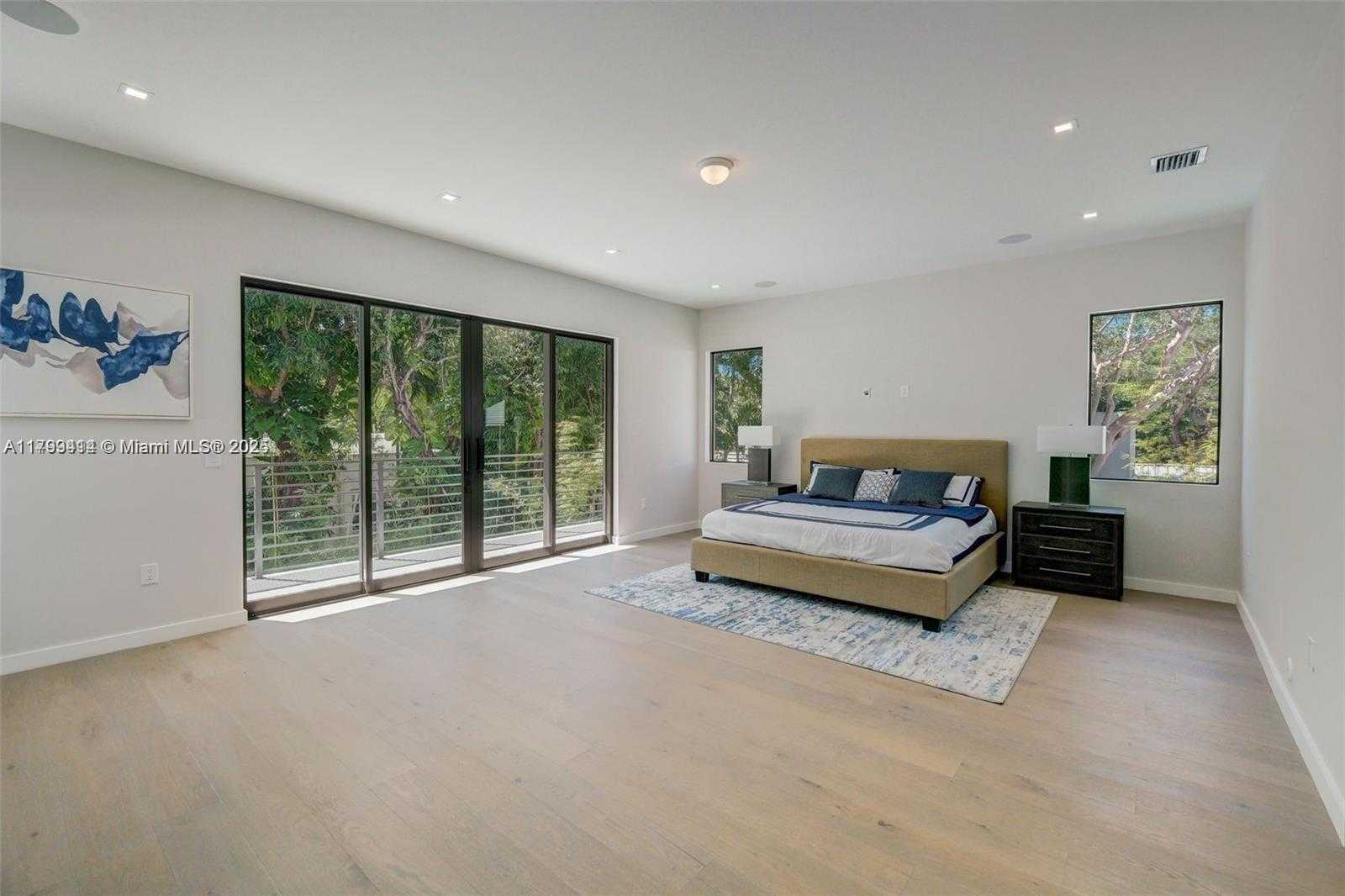 Small Image of 1780 CHUCUNANTAH RD, Miami Number 25