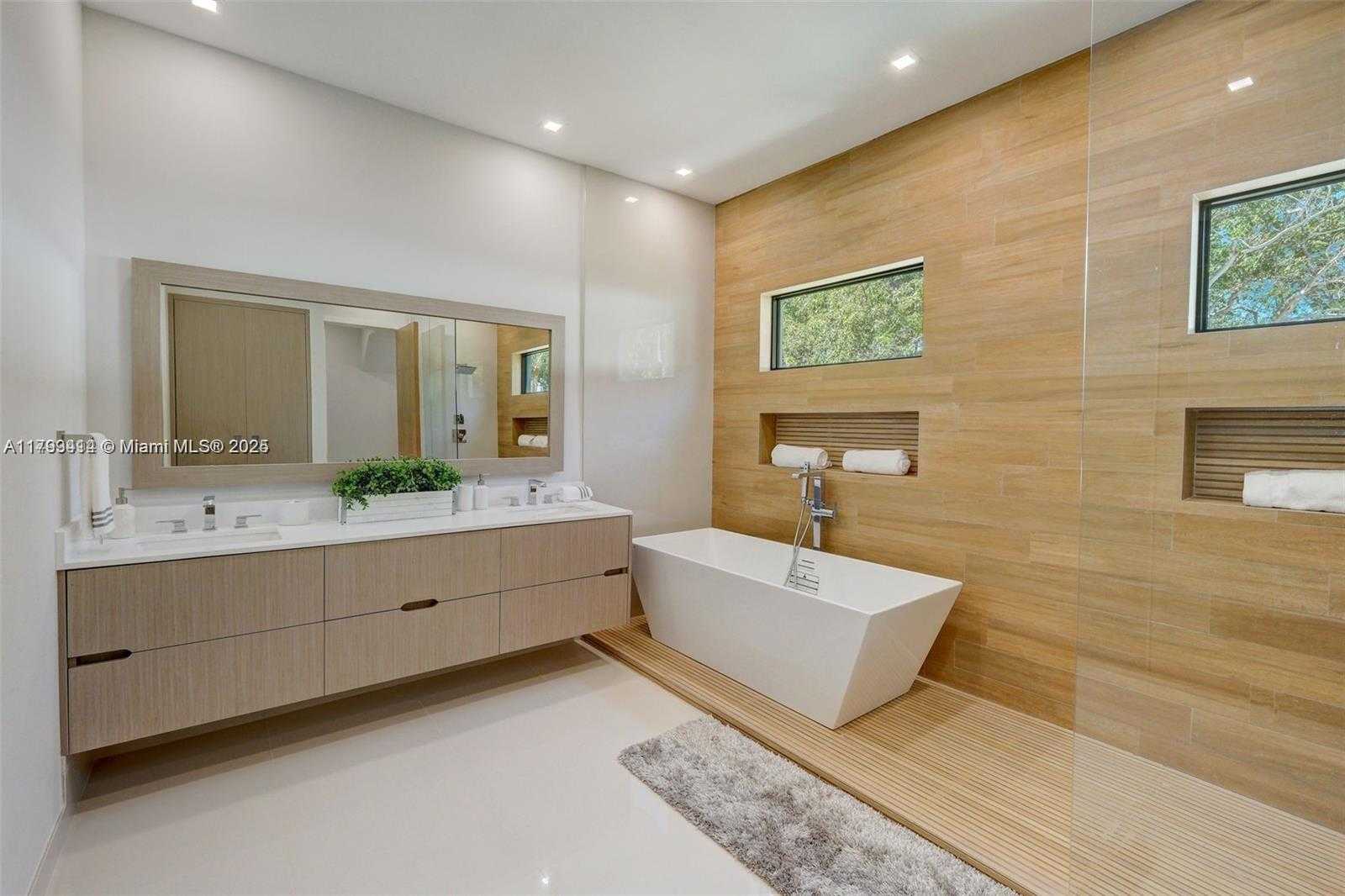 Small Image of 1780 CHUCUNANTAH RD, Miami Number 29