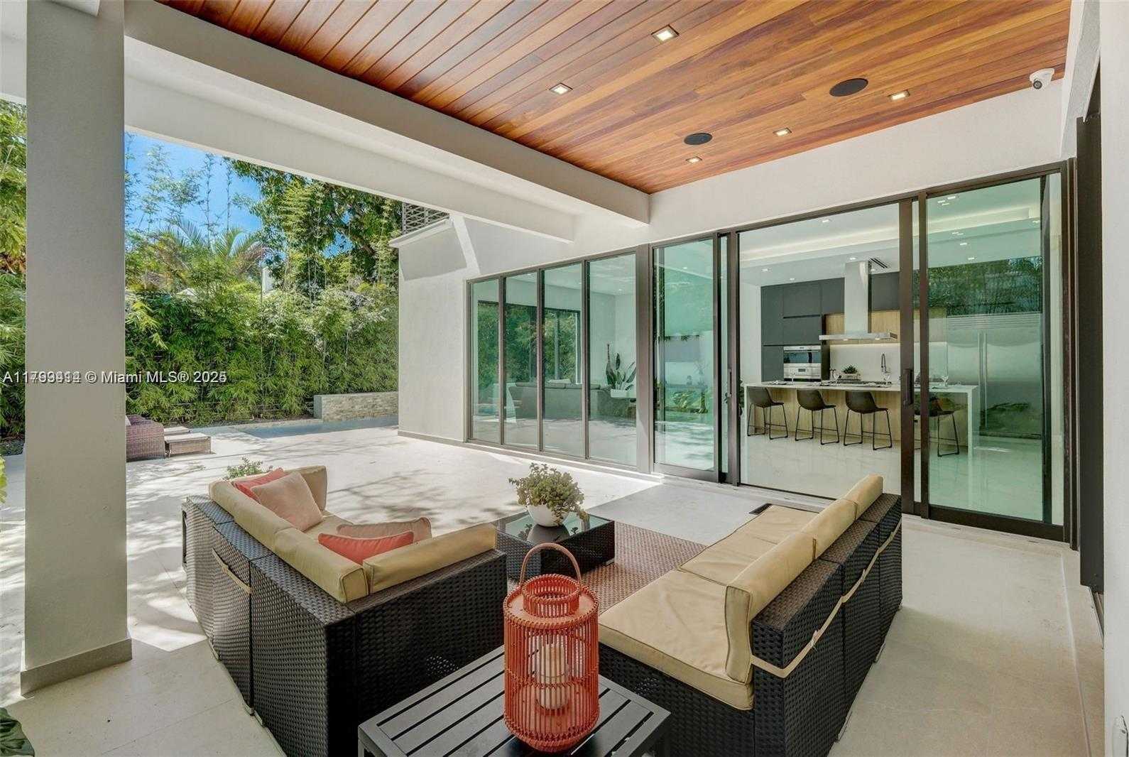 Small Image of 1780 CHUCUNANTAH RD, Miami Number 48