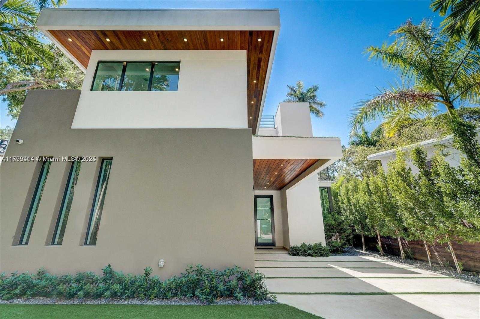 Small Image of 1780 CHUCUNANTAH RD, Miami Number 7