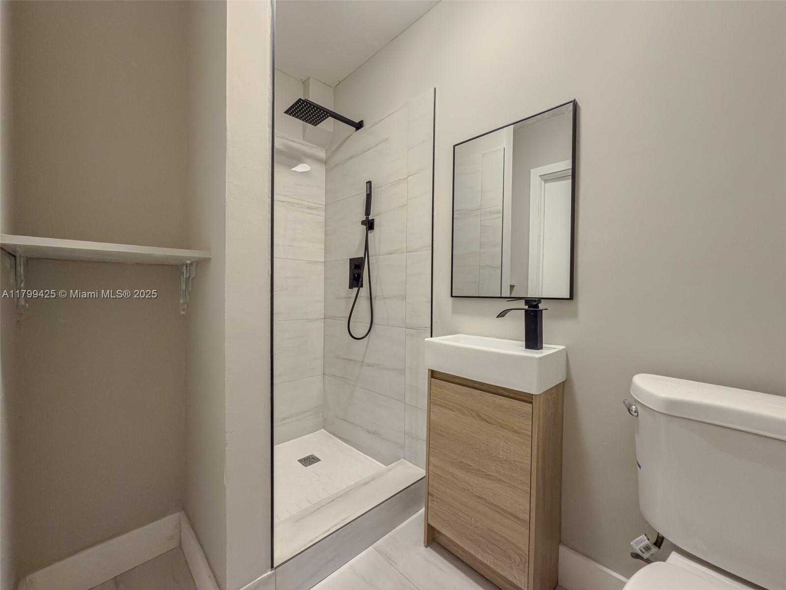 Small Image of 1813 SOUTH WEST 10TH ST, Fort Lauderdale Number 15