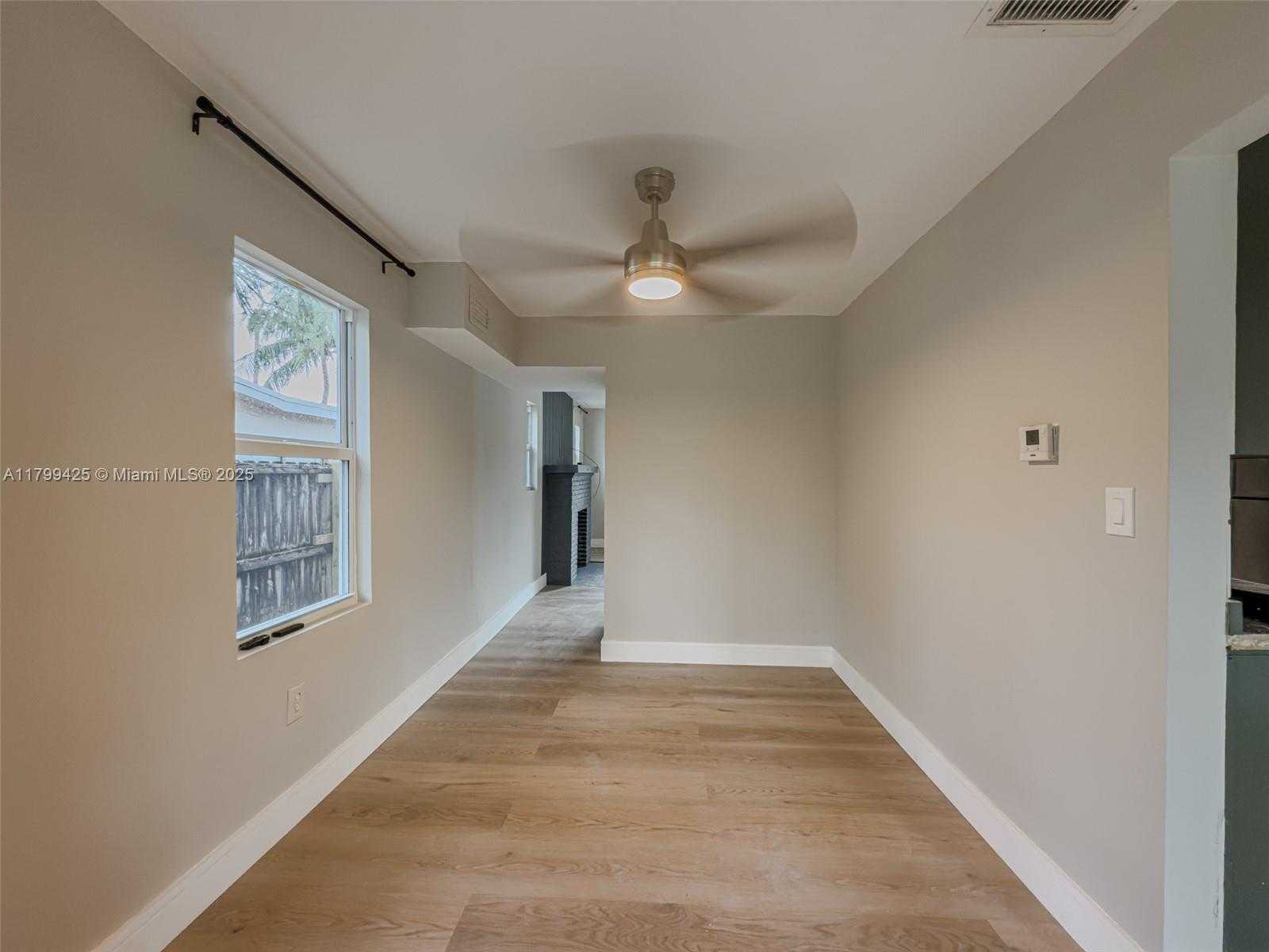 Small Image of 1813 SOUTH WEST 10TH ST, Fort Lauderdale Number 21