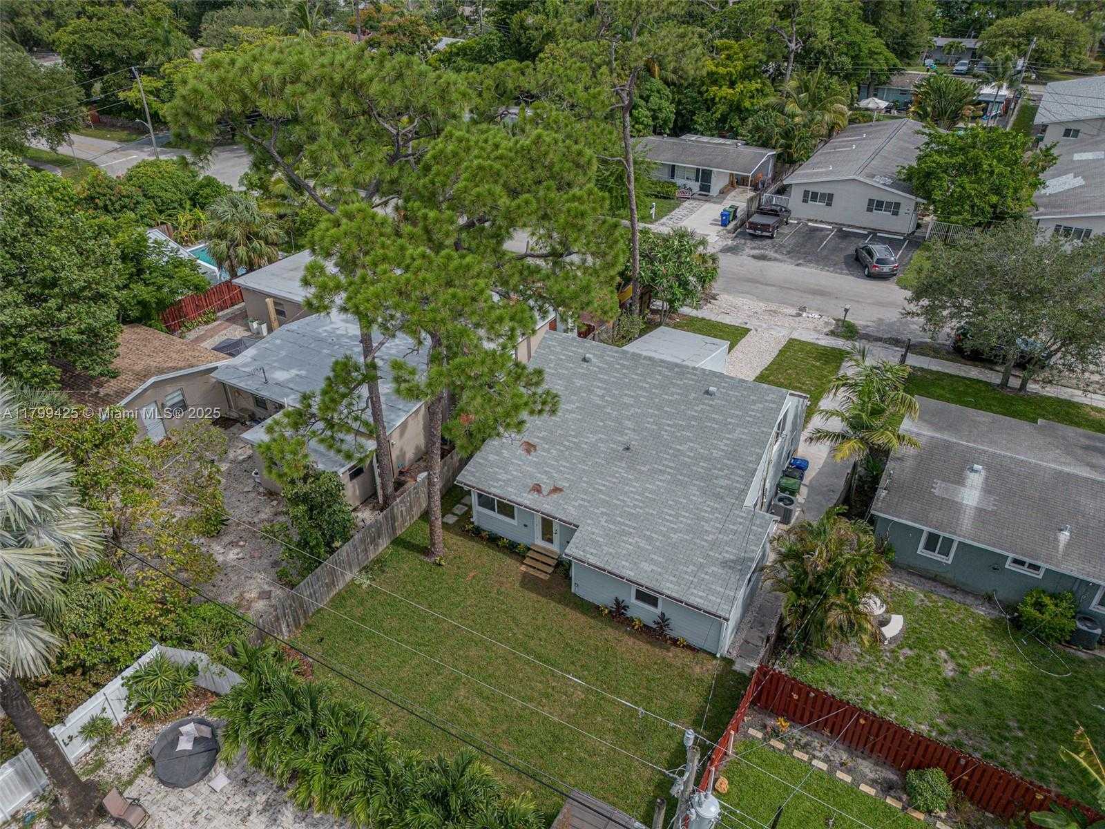 Small Image of 1813 SOUTH WEST 10TH ST, Fort Lauderdale Number 35