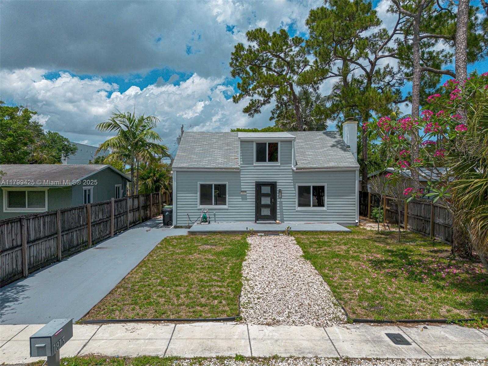 Small Image of 1813 SOUTH WEST 10TH ST, Fort Lauderdale Number 37