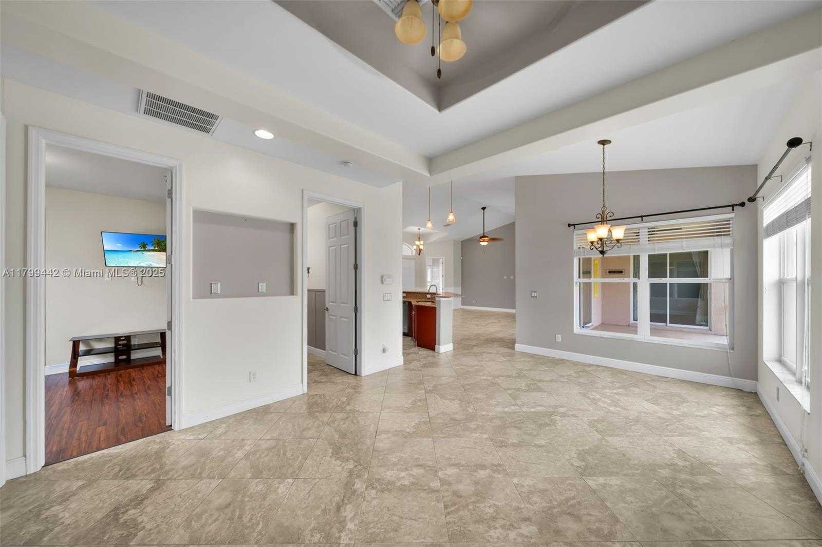 Small Image of 3326 SOUTH WEST 8TH ST, Cape Coral Number 20