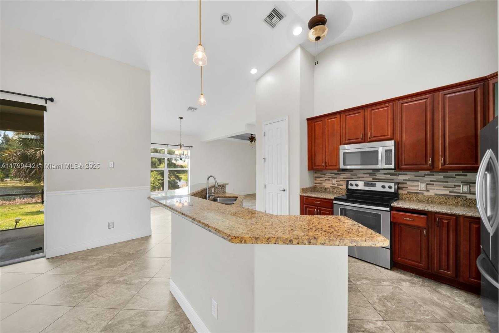 Small Image of 3326 SOUTH WEST 8TH ST, Cape Coral Number 22