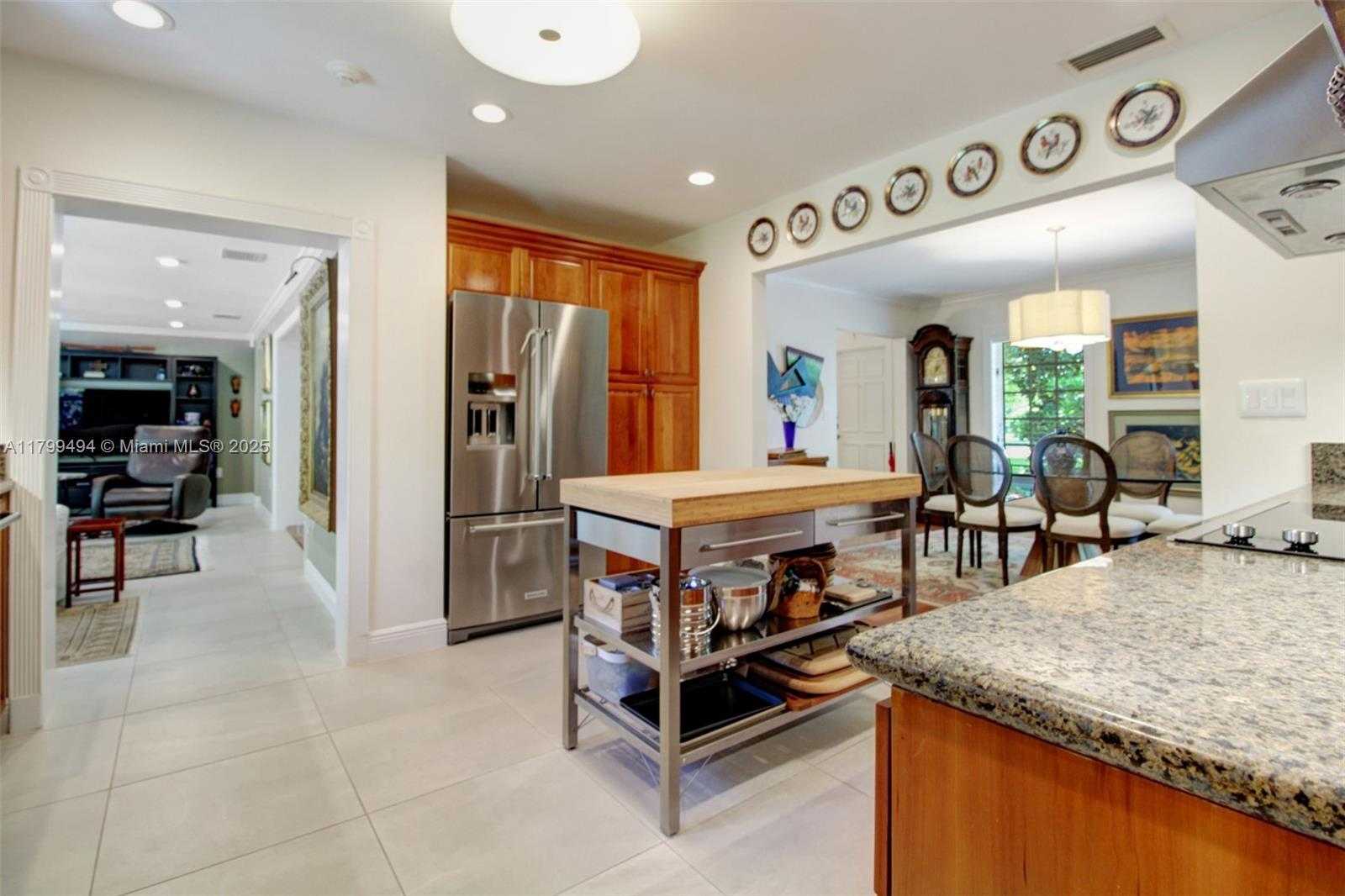 Small Image of 8345 SOUTH WEST 143RD ST, Palmetto Bay Number 10