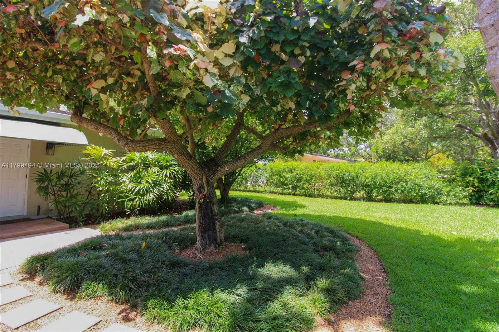 Small Image of 8345 SOUTH WEST 143RD ST, Palmetto Bay Number 32
