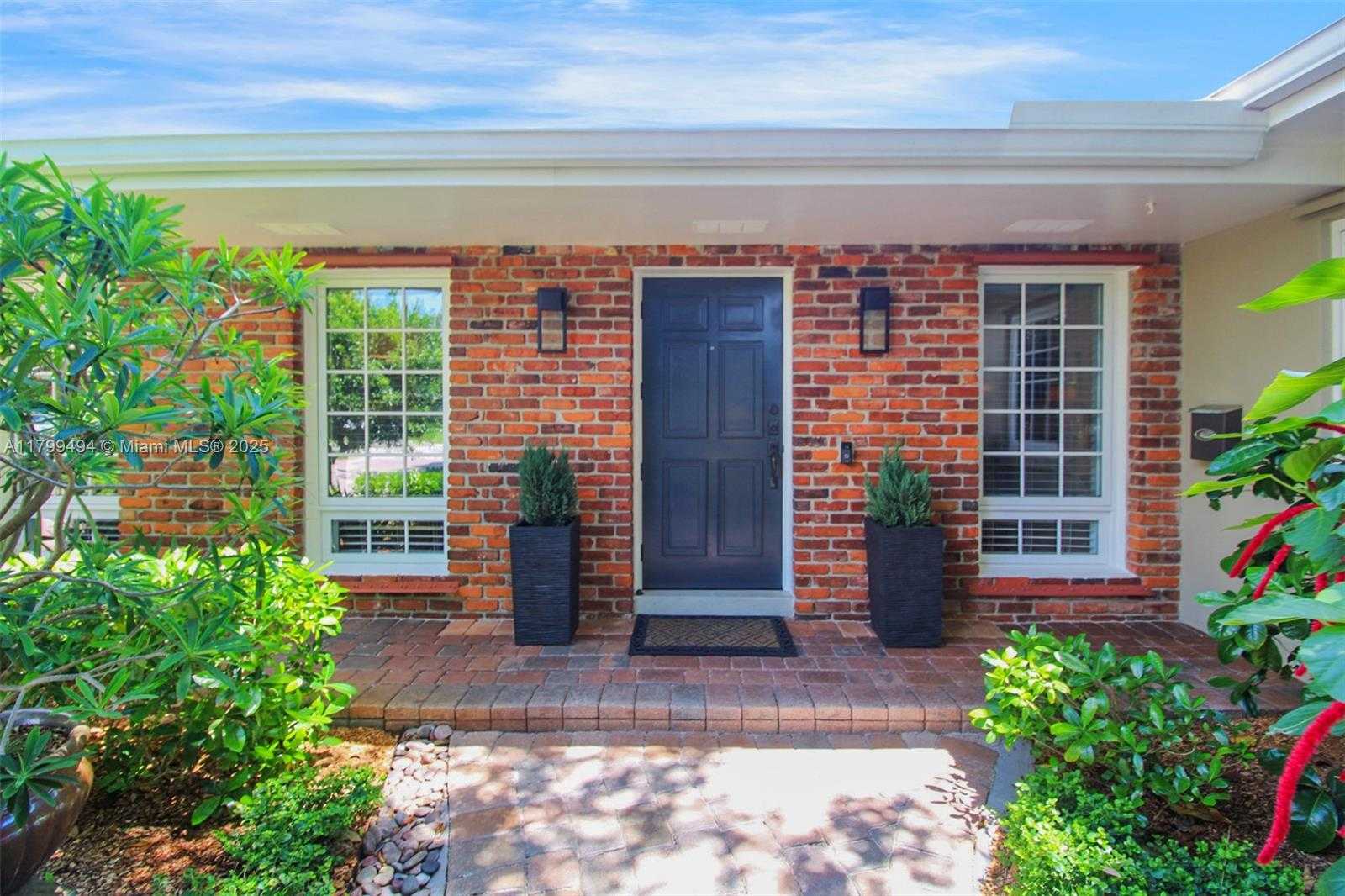 Small Image of 8345 SOUTH WEST 143RD ST, Palmetto Bay Number 4