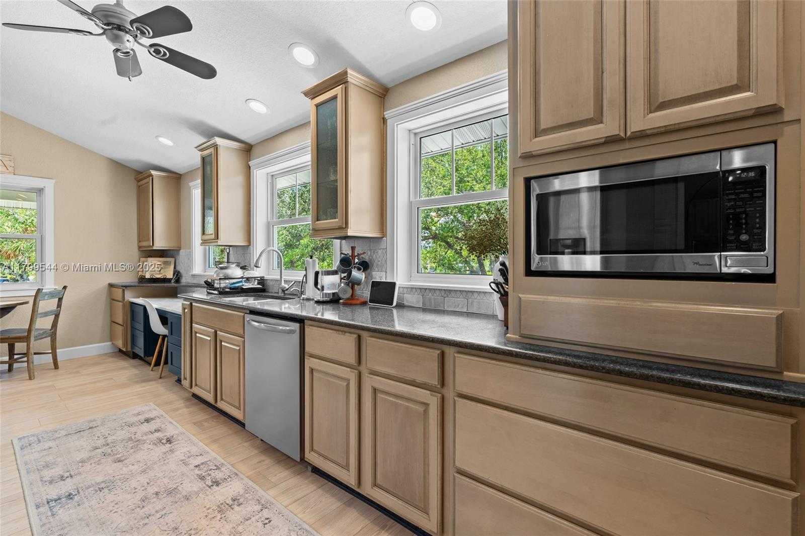 Small Image of 18250 PARKRIDGE CT, Fort Myers Number 10