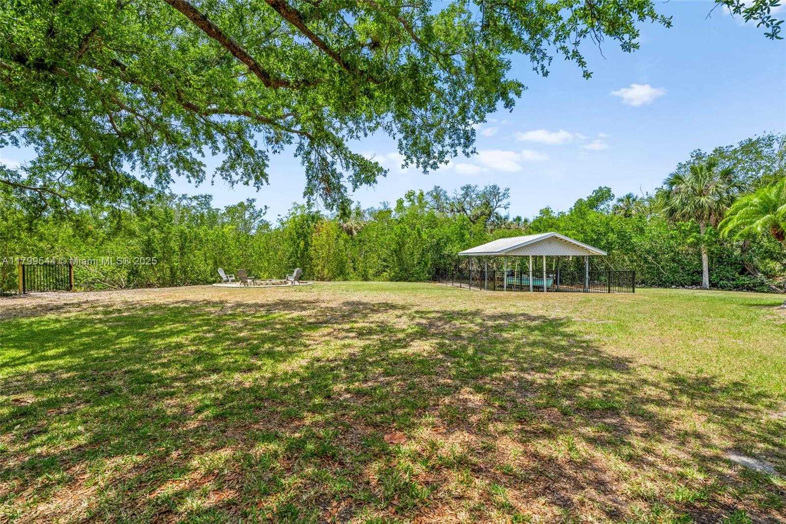 Small Image of 18250 PARKRIDGE CT, Fort Myers Number 46