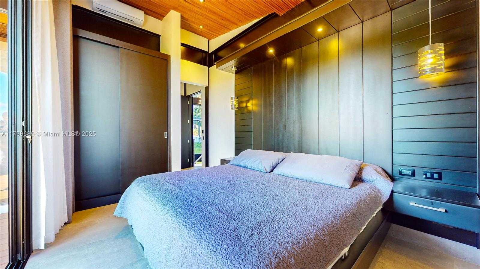 Small Image of 1 CASA DE ODYSSEY, Out of City Number 46