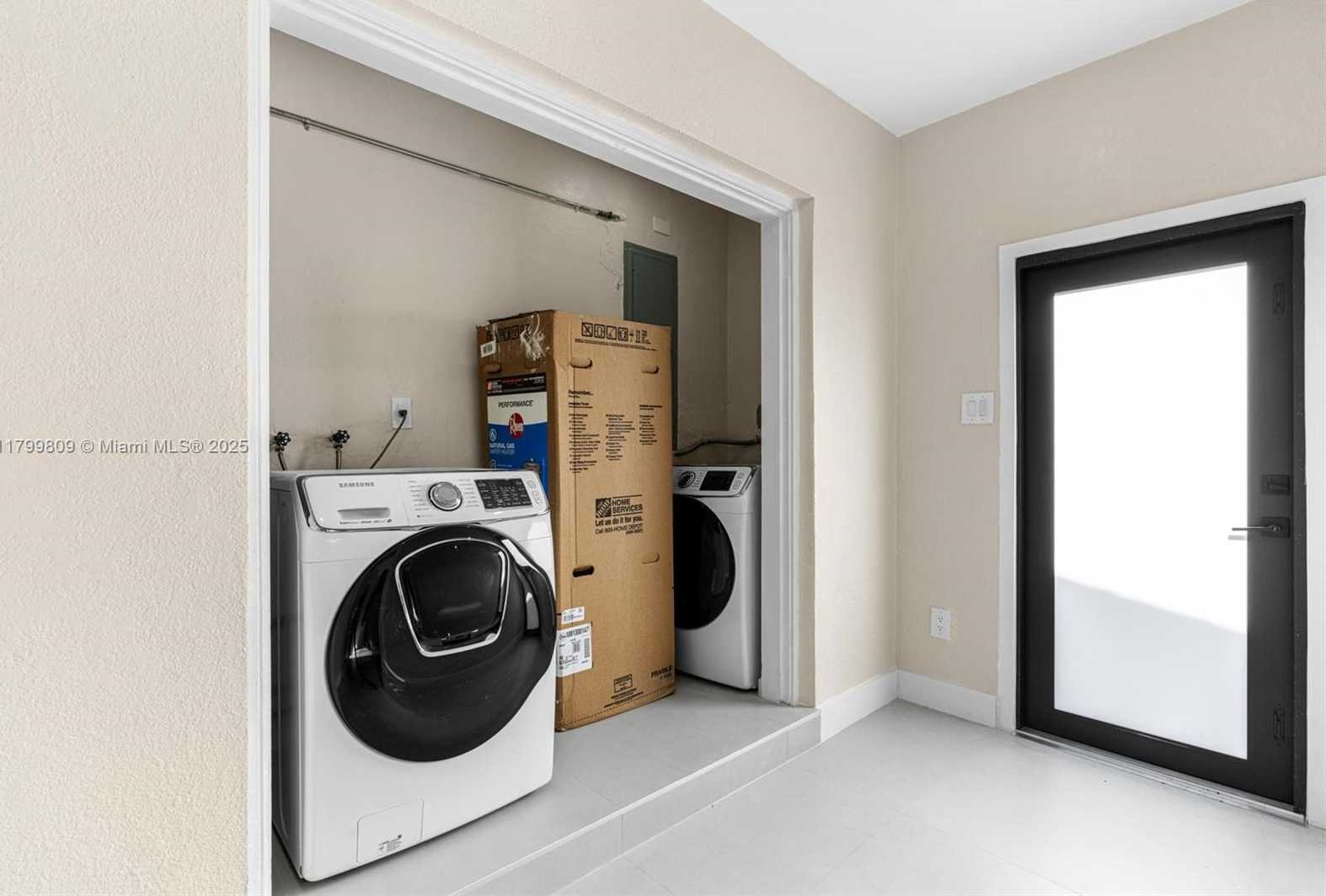 Small Image of 9300 MARINE DR, Cutler Bay Number 21