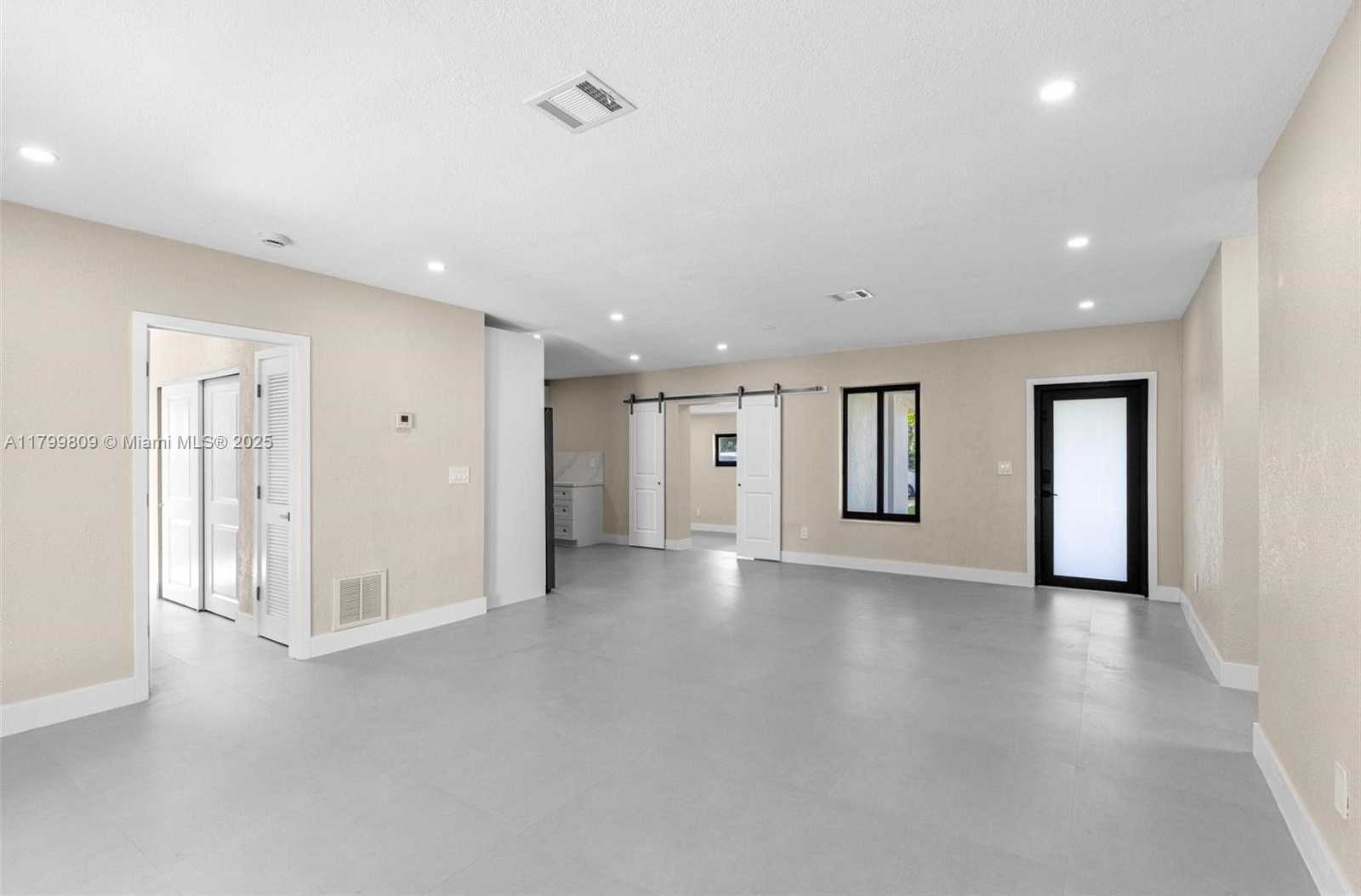 Small Image of 9300 MARINE DR, Cutler Bay Number 5