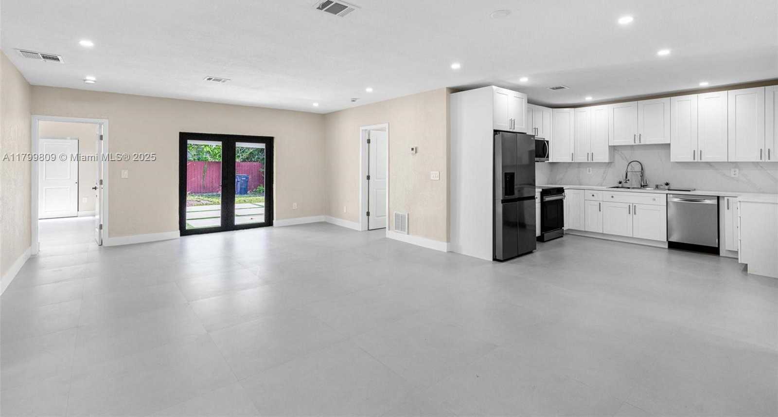 Small Image of 9300 MARINE DR, Cutler Bay Number 7