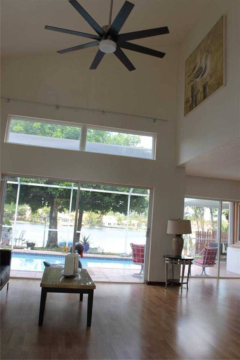 Small Image of 2601 REGALIA WAY, Cooper City Number 20