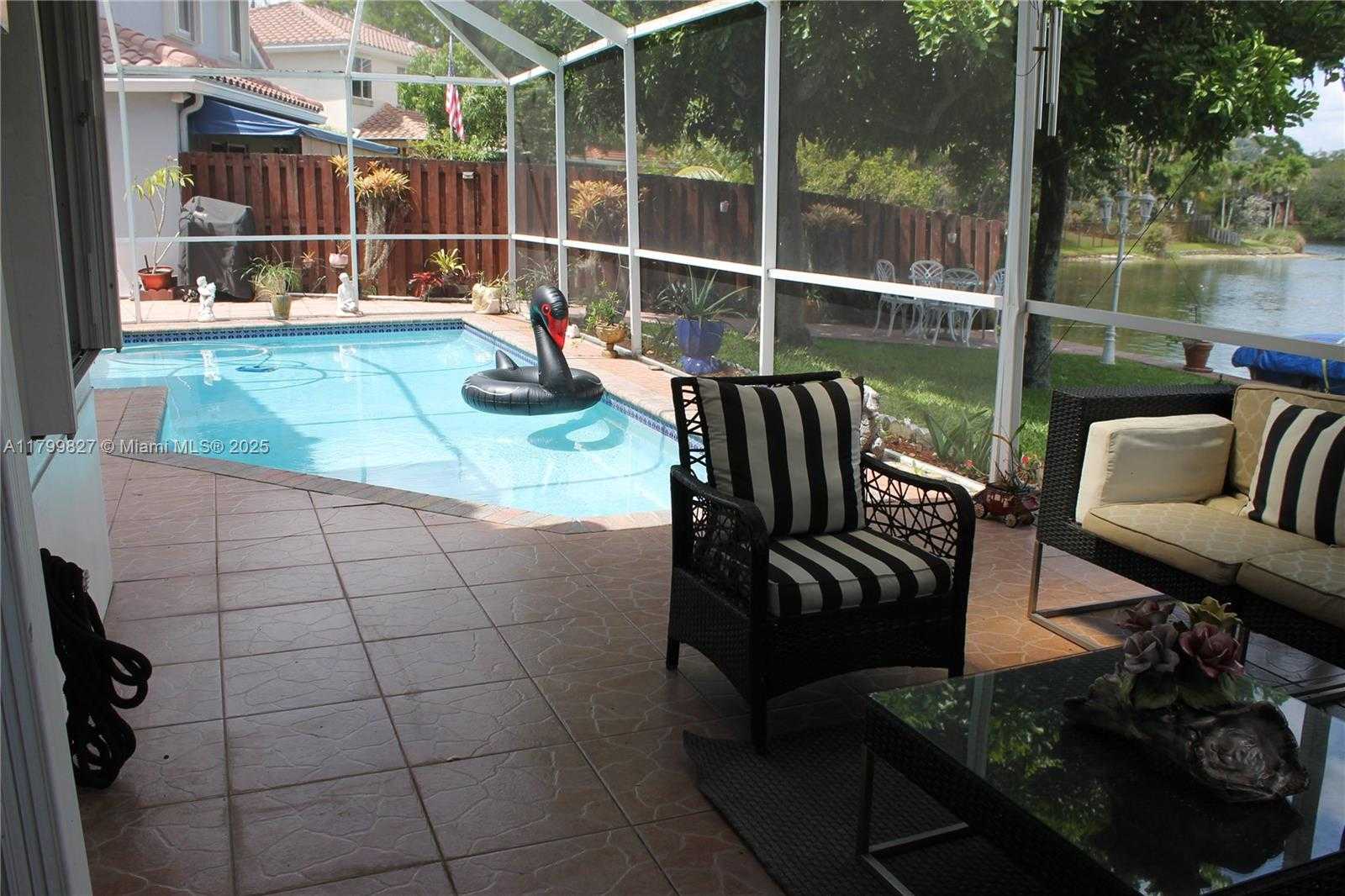 Small Image of 2601 REGALIA WAY, Cooper City Number 38