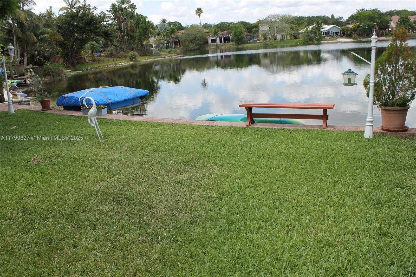 Small Image of 2601 REGALIA WAY, Cooper City Number 40