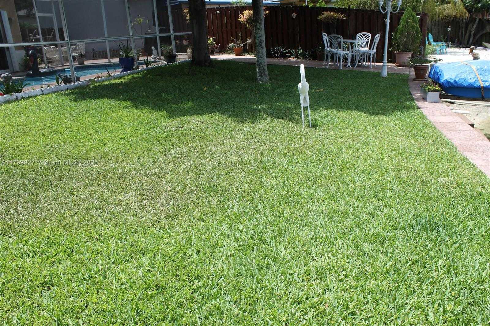 Small Image of 2601 REGALIA WAY, Cooper City Number 43