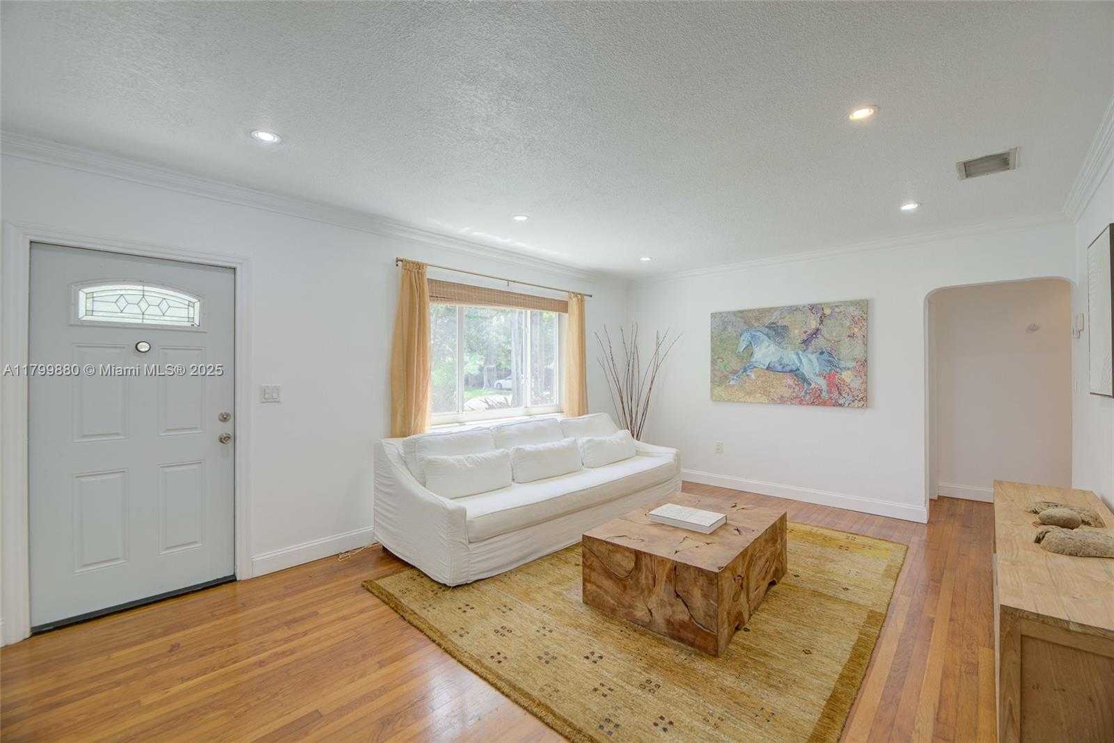 Small Image of 12000 NORTH EAST 11TH CT, Biscayne Park Number 11