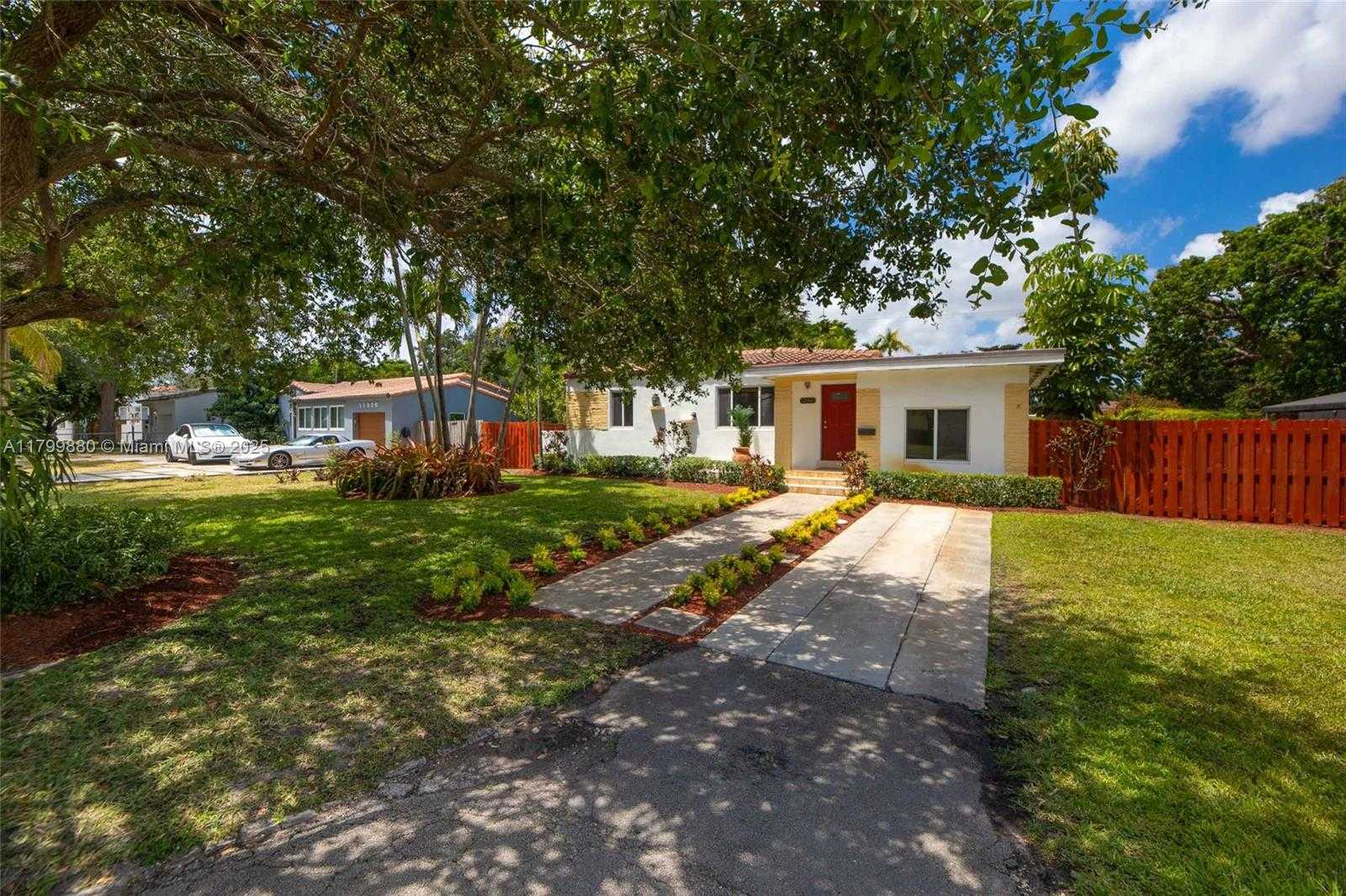 Small Image of 12000 NORTH EAST 11TH CT, Biscayne Park Number 4
