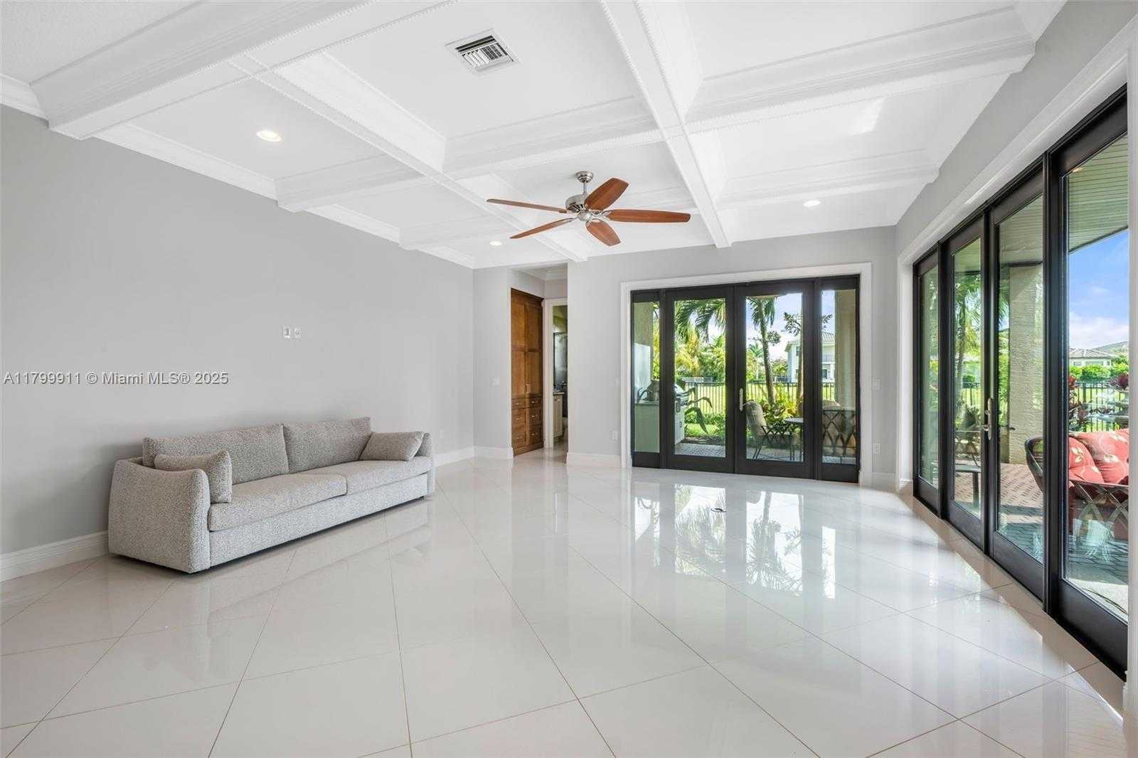 Small Image of 16796 STRASBOURG LN, Delray Beach Number 22