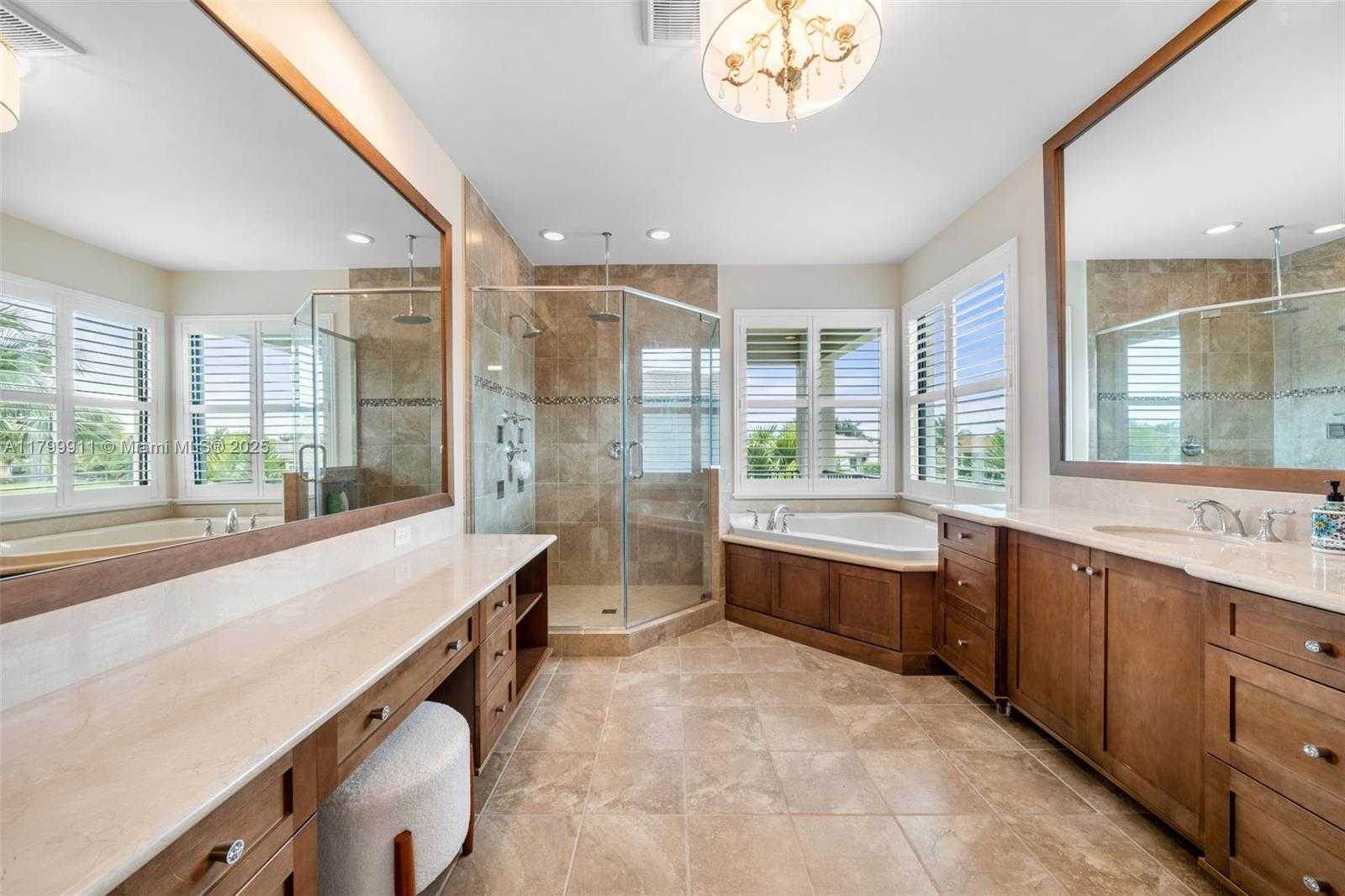 Small Image of 16796 STRASBOURG LN, Delray Beach Number 37