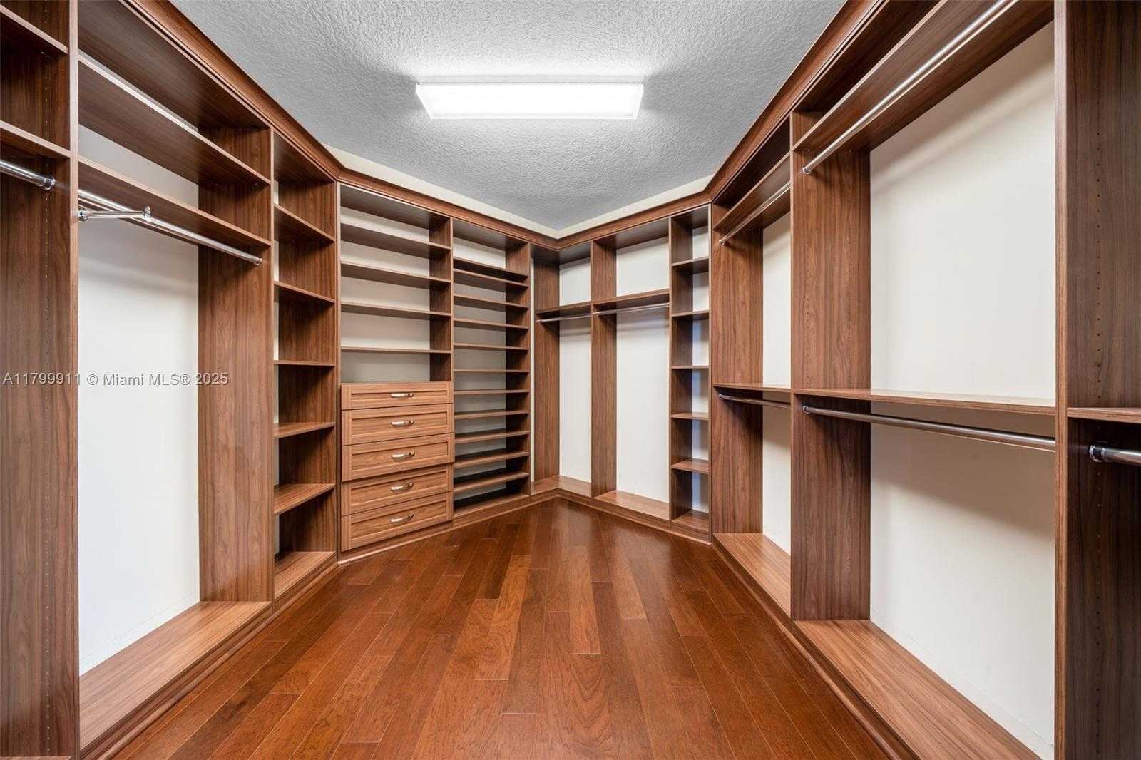Small Image of 16796 STRASBOURG LN, Delray Beach Number 39
