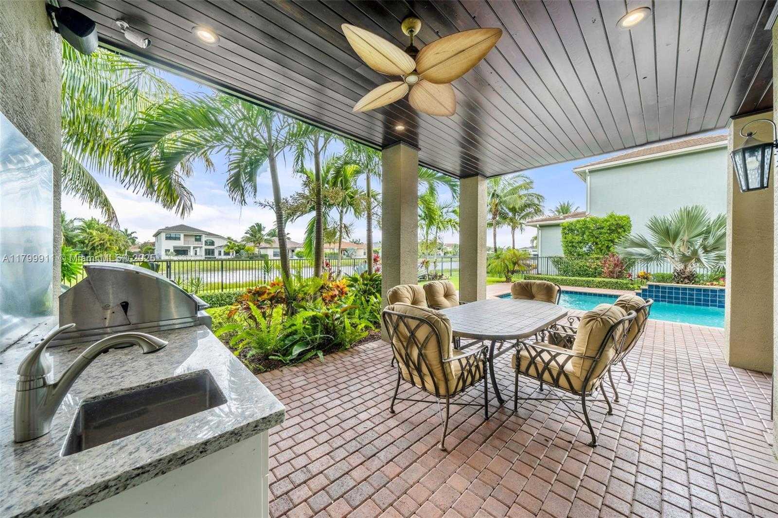 Small Image of 16796 STRASBOURG LN, Delray Beach Number 40