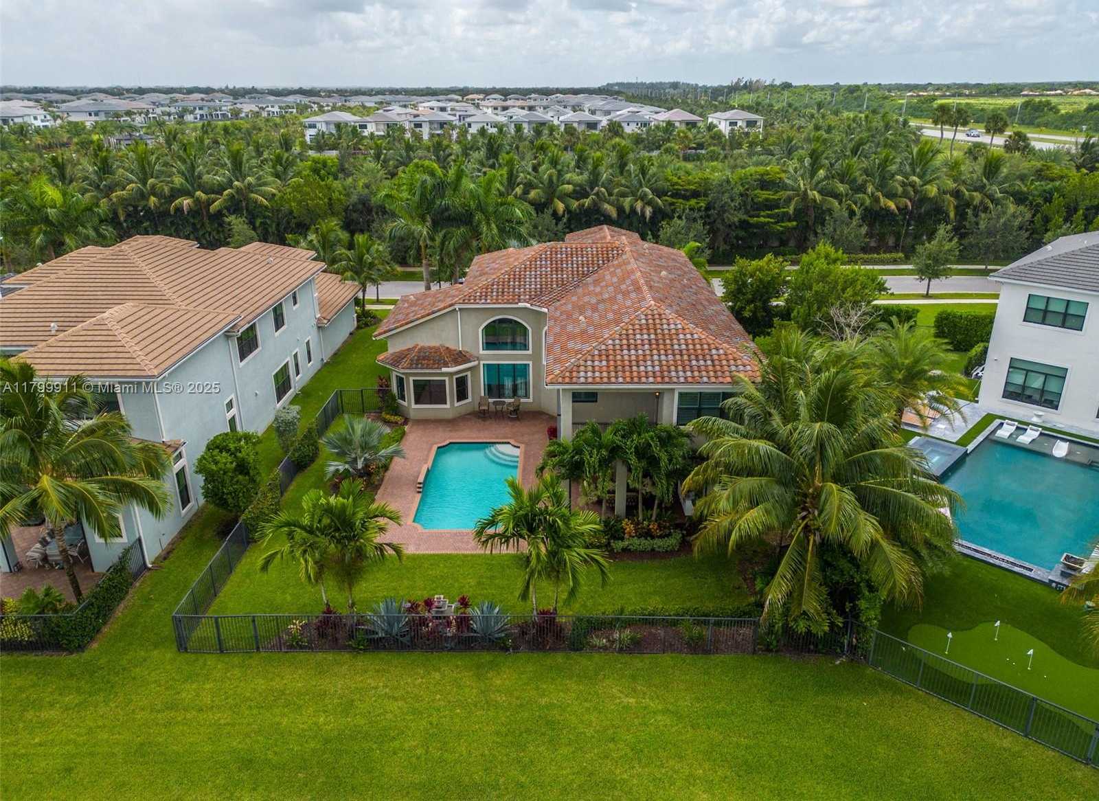 Small Image of 16796 STRASBOURG LN, Delray Beach Number 47