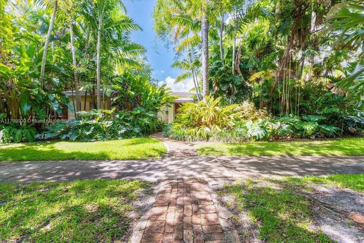 Small Image of 550 NORTH EAST 94TH ST, Miami Shores Number 2