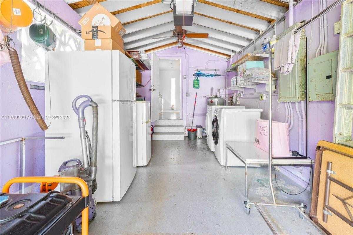 Small Image of 550 NORTH EAST 94TH ST, Miami Shores Number 22
